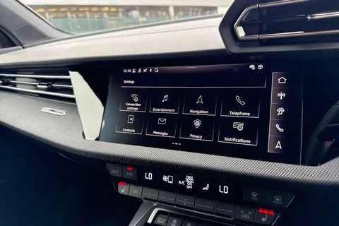  Audi A3 1.5 TFSI Black Edition Sportback Euro 6 (s/s) 5dr Thumbnail #49