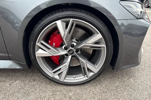 Audi RS 6 Avant 4.0 TFSI V8 Performance Tiptronic quattro Euro 6 (s/s) 5dr Thumbnail #12