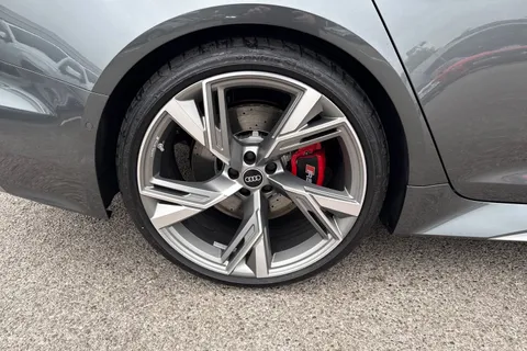 Audi RS 6 Avant 4.0 TFSI V8 Performance Tiptronic quattro Euro 6 (s/s) 5dr Thumbnail #13