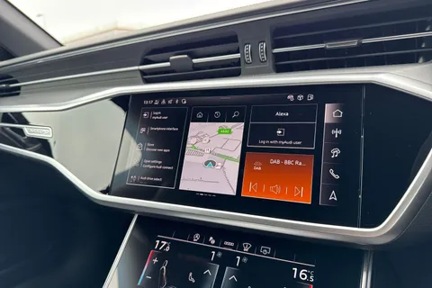 Audi RS 6 Avant 4.0 TFSI V8 Performance Tiptronic quattro Euro 6 (s/s) 5dr Thumbnail #35