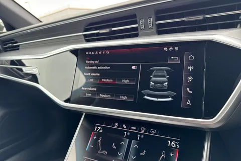 Audi RS 6 Avant 4.0 TFSI V8 Performance Tiptronic quattro Euro 6 (s/s) 5dr Thumbnail #48