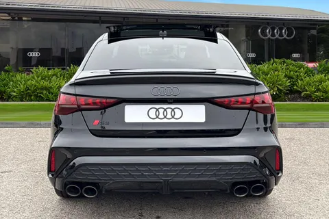  Audi S3 2.0 TFSI Vorsprung S Tronic quattro Euro 6 (s/s) 4dr Thumbnail #5