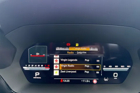  Audi S3 2.0 TFSI Vorsprung S Tronic quattro Euro 6 (s/s) 4dr Thumbnail #31