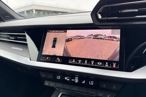  Audi S3 2.0 TFSI Vorsprung S Tronic quattro Euro 6 (s/s) 4dr Thumbnail #34