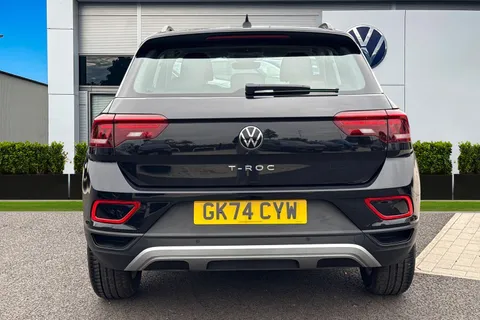 4 of 47 for VOLKSWAGEN T-ROC 1.0 TSI 115 Life 5dr