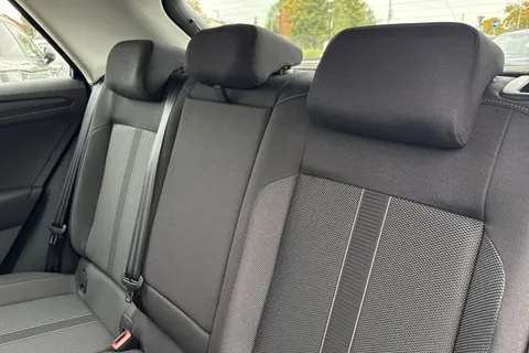 19 of 47 for VOLKSWAGEN T-ROC 1.0 TSI 115 Life 5dr