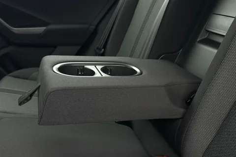 29 of 47 for VOLKSWAGEN T-ROC 1.0 TSI 115 Life 5dr