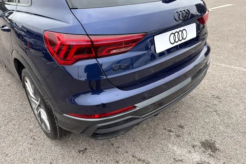Audi Q3 1.5 TFSI CoD 35 Black Edition Euro 6 (s/s) 5dr Thumbnail #8