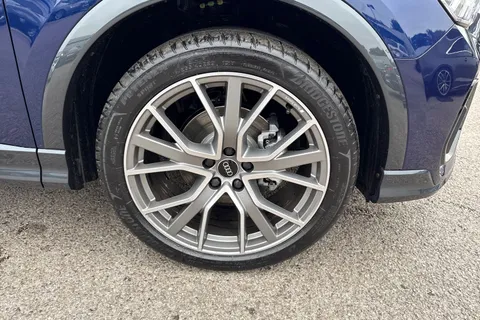 Audi Q3 1.5 TFSI CoD 35 Black Edition Euro 6 (s/s) 5dr Thumbnail #10