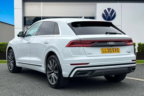 LL20EXD Audi Q8 3.0 TDI V6 50 S line Tiptronic quattro Euro 6 (s/s) 5dr Thumbnail #3