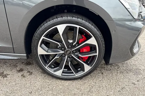 Audi S3 2.0 TFSI Black Edition S Tronic quattro Euro 6 (s/s) 4dr Thumbnail #10