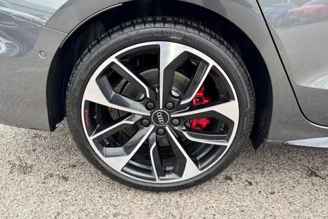 Audi S3 2.0 TFSI Black Edition S Tronic quattro Euro 6 (s/s) 4dr Thumbnail #11