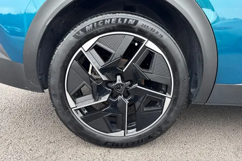 KK24OGD PEUGEOT 408 1.2 PureTech GT Fastback EAT Euro 6 (s/s) 5dr Thumbnail #11