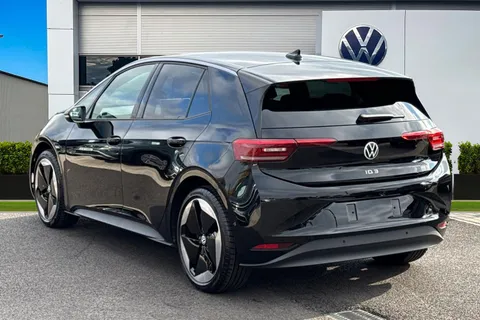 Volkswagen ID.3 Pro S 79kWh Match Auto 5dr Thumbnail #3