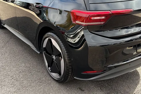 Volkswagen ID.3 Pro S 79kWh Match Auto 5dr Thumbnail #8