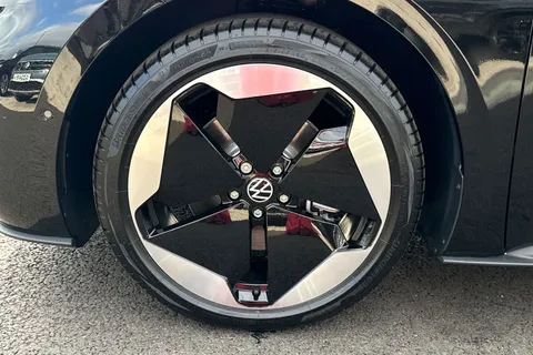 Volkswagen ID.3 Pro S 79kWh Match Auto 5dr Thumbnail #10