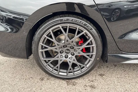  Audi RS 3 2.5 TFSI Carbon Vorsprung S Tronic quattro Euro 6 (s/s) 4dr Thumbnail #11