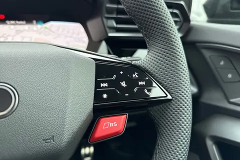  Audi RS 3 2.5 TFSI Carbon Vorsprung S Tronic quattro Euro 6 (s/s) 4dr Thumbnail #28