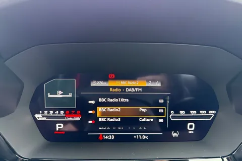  Audi RS 3 2.5 TFSI Carbon Vorsprung S Tronic quattro Euro 6 (s/s) 4dr Thumbnail #32