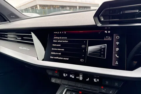  Audi RS 3 2.5 TFSI Carbon Vorsprung S Tronic quattro Euro 6 (s/s) 4dr Thumbnail #53