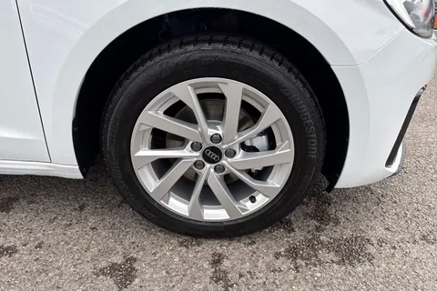 Audi A1 1.0 TFSI 30 Sport Sportback Euro 6 (s/s) 5dr Thumbnail #10