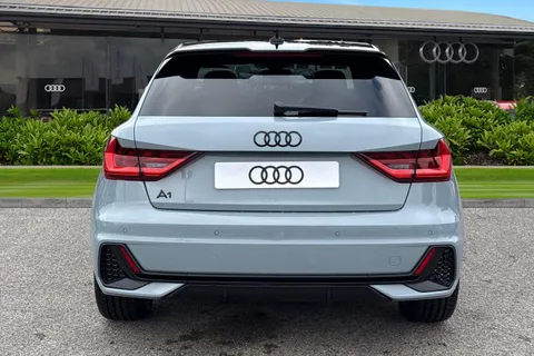  Audi A1 1.0 TFSI 30 Black Edition Sportback Euro 6 (s/s) 5dr Thumbnail #5