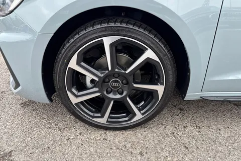  Audi A1 1.0 TFSI 30 Black Edition Sportback Euro 6 (s/s) 5dr Thumbnail #10