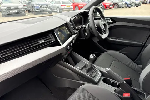  Audi A1 1.0 TFSI 30 Black Edition Sportback Euro 6 (s/s) 5dr Thumbnail #15