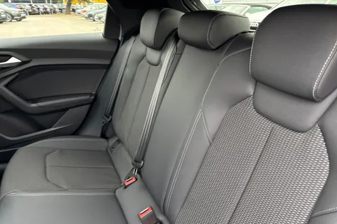  Audi A1 1.0 TFSI 30 Black Edition Sportback Euro 6 (s/s) 5dr Thumbnail #19