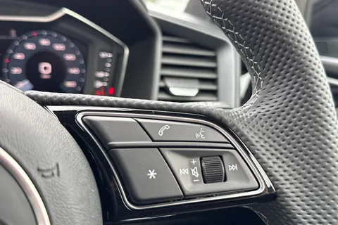  Audi A1 1.0 TFSI 30 Black Edition Sportback Euro 6 (s/s) 5dr Thumbnail #25