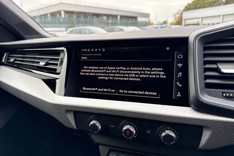  Audi A1 1.0 TFSI 30 Black Edition Sportback Euro 6 (s/s) 5dr Thumbnail #37