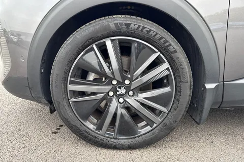 GX72DYW PEUGEOT 3008 1.6 13.2kWh GT Premium e-EAT Euro 6 (s/s) 5dr Thumbnail #13