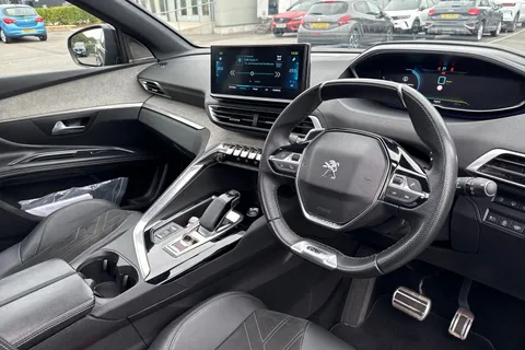 GX72DYW PEUGEOT 3008 1.6 13.2kWh GT Premium e-EAT Euro 6 (s/s) 5dr Thumbnail #14