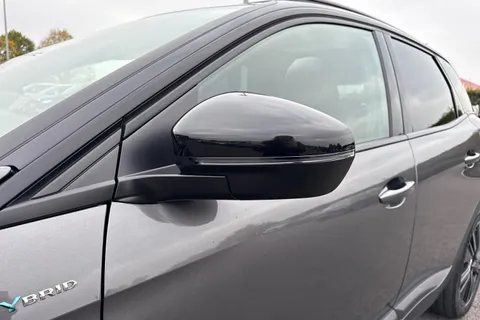 GX72DYW PEUGEOT 3008 1.6 13.2kWh GT Premium e-EAT Euro 6 (s/s) 5dr Thumbnail #28