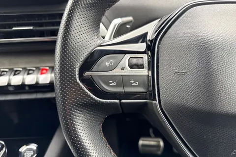 GX72DYW PEUGEOT 3008 1.6 13.2kWh GT Premium e-EAT Euro 6 (s/s) 5dr Thumbnail #42