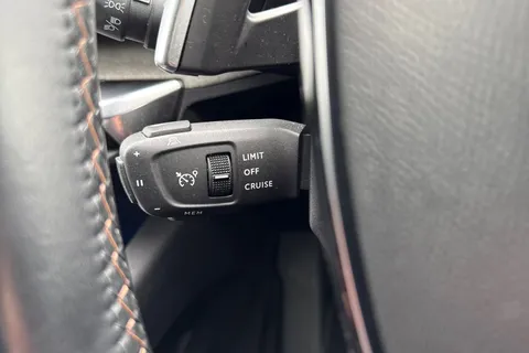 GX72DYW PEUGEOT 3008 1.6 13.2kWh GT Premium e-EAT Euro 6 (s/s) 5dr Thumbnail #44