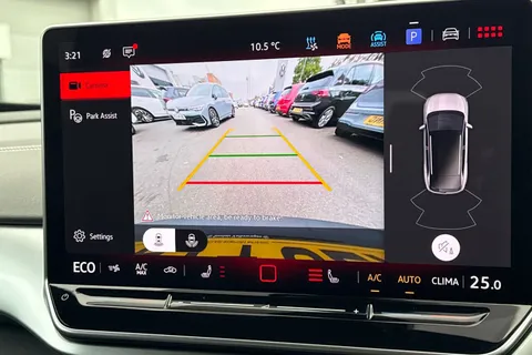 31 of 51 for VOLKSWAGEN ID.4 210kW Match Pro 77kWh 5dr Auto