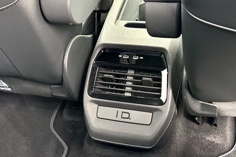 39 of 51 for VOLKSWAGEN ID.4 210kW Match Pro 77kWh 5dr Auto