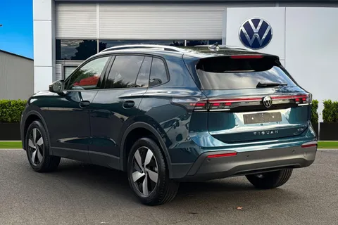  Volkswagen Tiguan 1.5 eTSI MHEV Match DSG Euro 6 (s/s) 5dr Thumbnail #3
