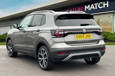 OV69JHH Volkswagen T-Cross 1.0 TSI SEL Euro 6 (s/s) 5dr Thumbnail #3