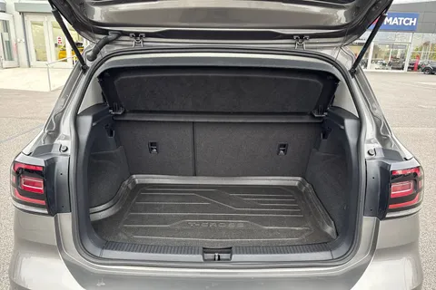 OV69JHH Volkswagen T-Cross 1.0 TSI SEL Euro 6 (s/s) 5dr Thumbnail #7