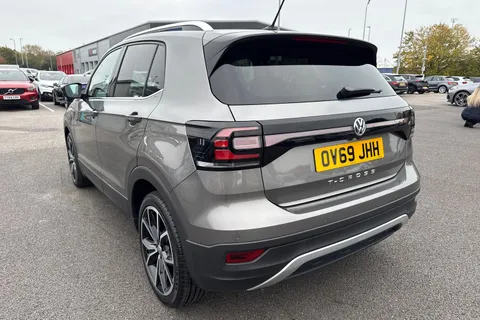 OV69JHH Volkswagen T-Cross 1.0 TSI SEL Euro 6 (s/s) 5dr Thumbnail #8