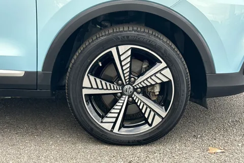 CF21LRN MG Mg Zs 44.5kWh Exclusive Auto 5dr Thumbnail #10