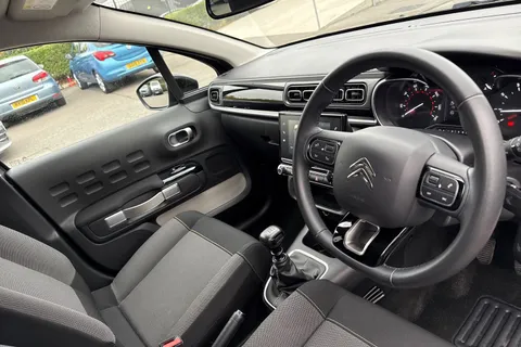 DG69NLT Citroën C3 1.2 PureTech GPF Flair Euro 6 (s/s) 5dr Thumbnail #8
