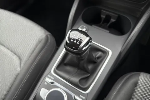 DG24BXU Audi Q2 1.5 TFSI CoD 35 Sport Euro 6 (s/s) 5dr Thumbnail #24