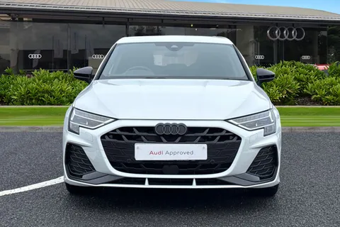 PY25CYX Audi A3 Black Edition 35 TDI 150 PS S tronic Thumbnail #6