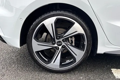 PY25CYX Audi A3 Black Edition 35 TDI 150 PS S tronic Thumbnail #12