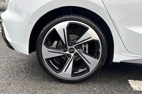 PY25CYX Audi A3 Black Edition 35 TDI 150 PS S tronic Thumbnail #13