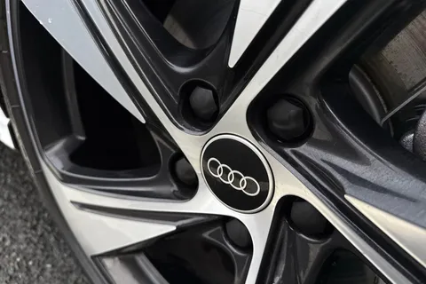 PY25CYX Audi A3 Black Edition 35 TDI 150 PS S tronic Thumbnail #26