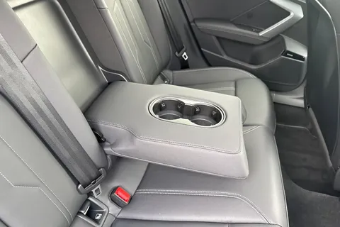 PY25CYX Audi A3 Black Edition 35 TDI 150 PS S tronic Thumbnail #40